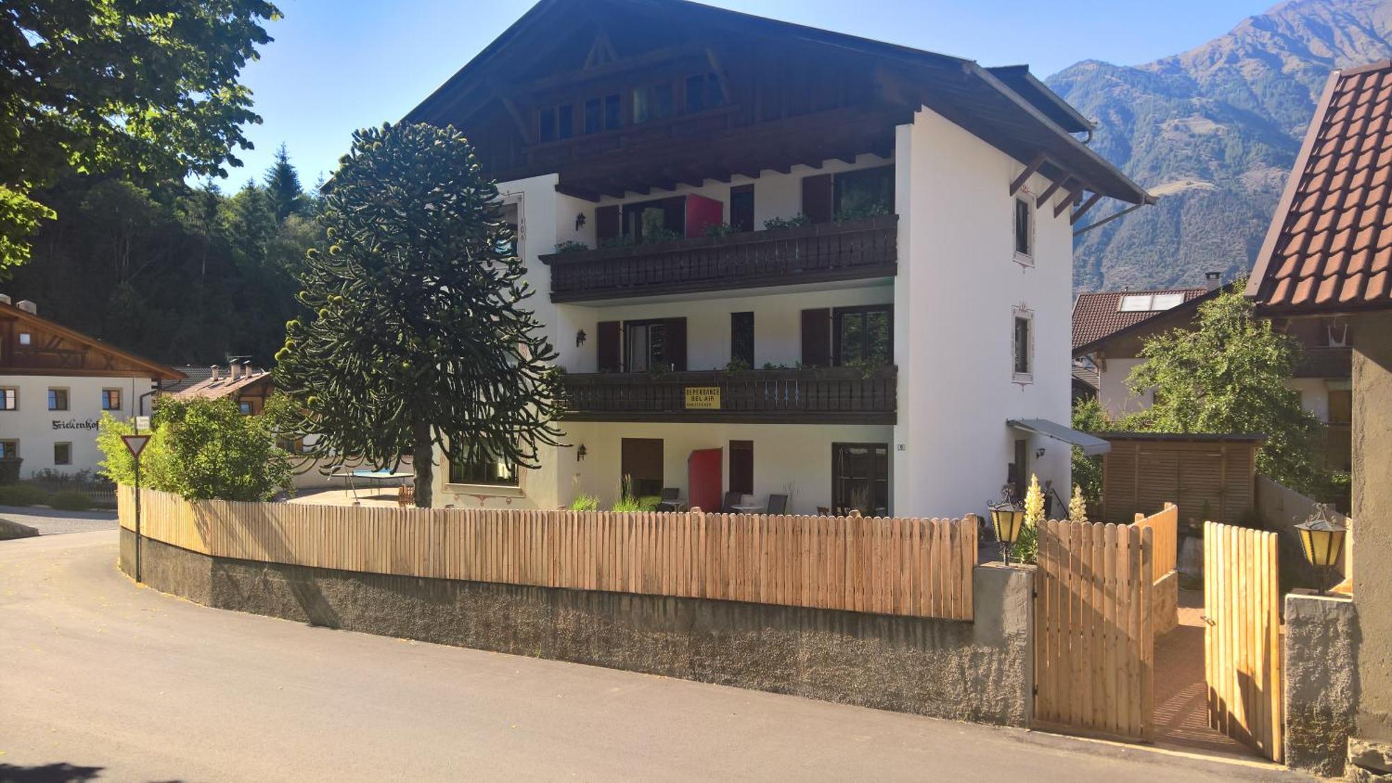 Hotel Krone Morter Ngoại thất bức ảnh