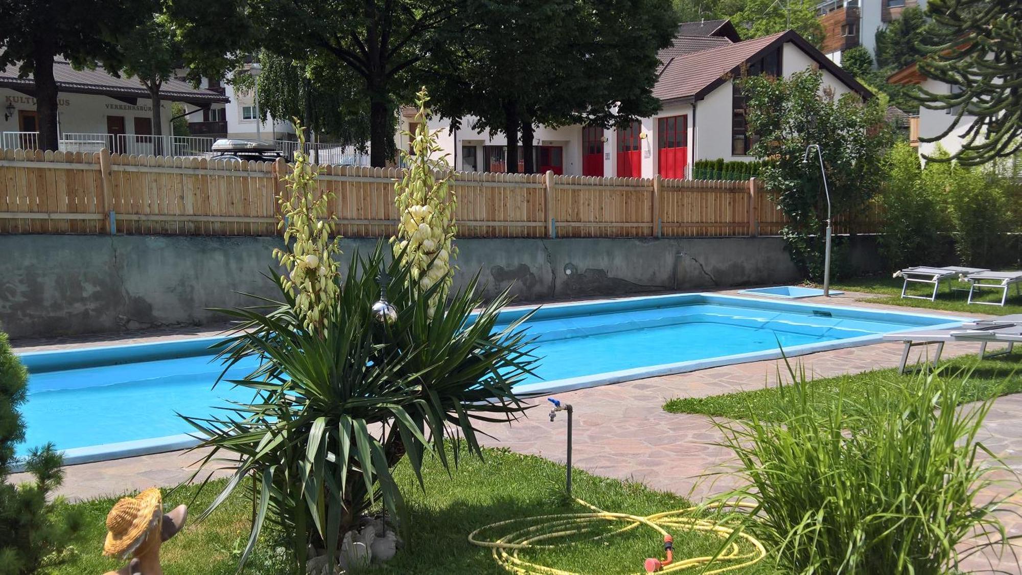 Hotel Krone Morter Ngoại thất bức ảnh